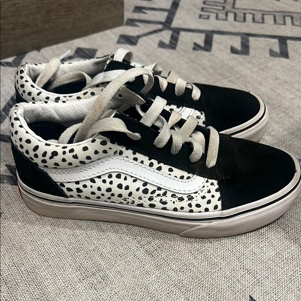 Vans Black and White Dotted Sneakers